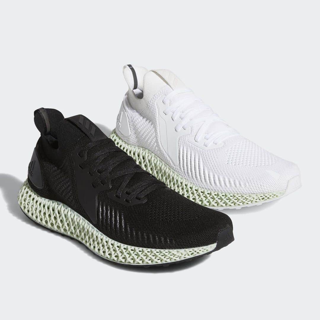 Sneaker Newsさんのインスタグラム写真 - (Sneaker NewsInstagram)「The adidas Alphaedge 4D returns with a modified upper (similar styling to the Alphabounce). For full release details on this futuristic running/training shoe, tap the link in our bio.」5月16日 6時53分 - sneakernews
