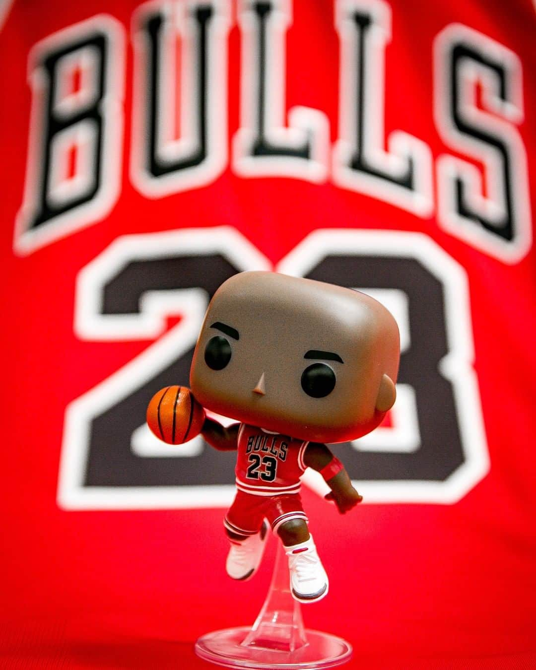 Foot Lockerさんのインスタグラム写真 - (Foot LockerInstagram)「His Airness. #FunkoPop Michael Jordan Available Now Online」5月15日 22時57分 - footlocker