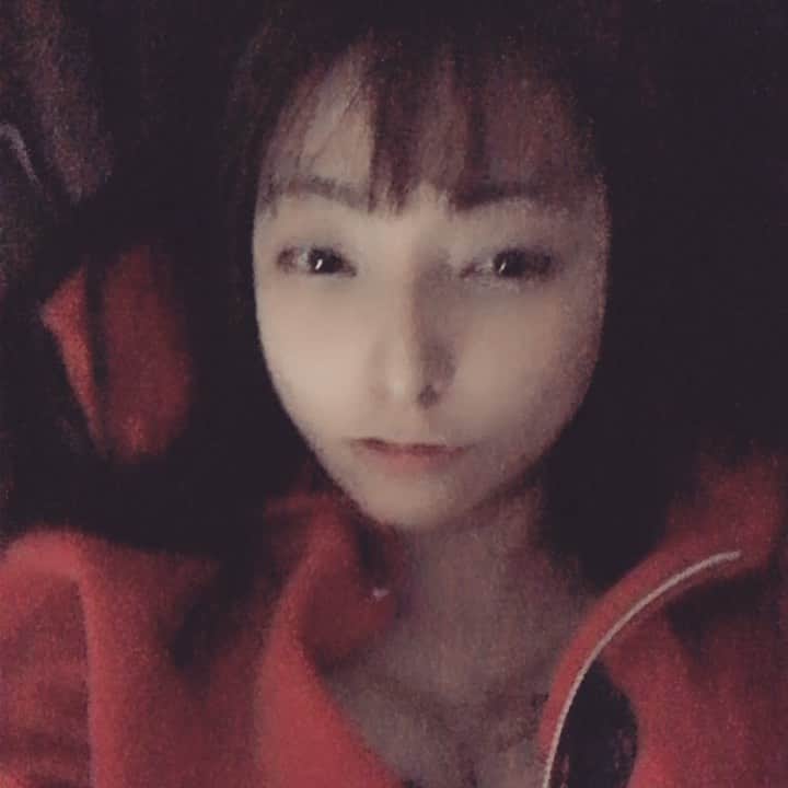 のインスタグラム：「심심해 ❤️ 투고가 사라졌다 TT  #일본 #셀카 #selca #selfie #osaka #셀스타그램 #오사카 #koreangirl #asiangirls #配信」