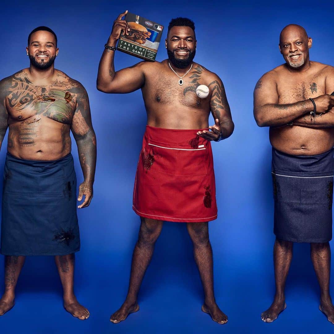 MLBさんのインスタグラム写真 - (MLBInstagram)「These photos are rare. David Ortiz, Prince Fielder and Cecil Fielder show off their #BodyByBBQ.」5月15日 23時52分 - mlb