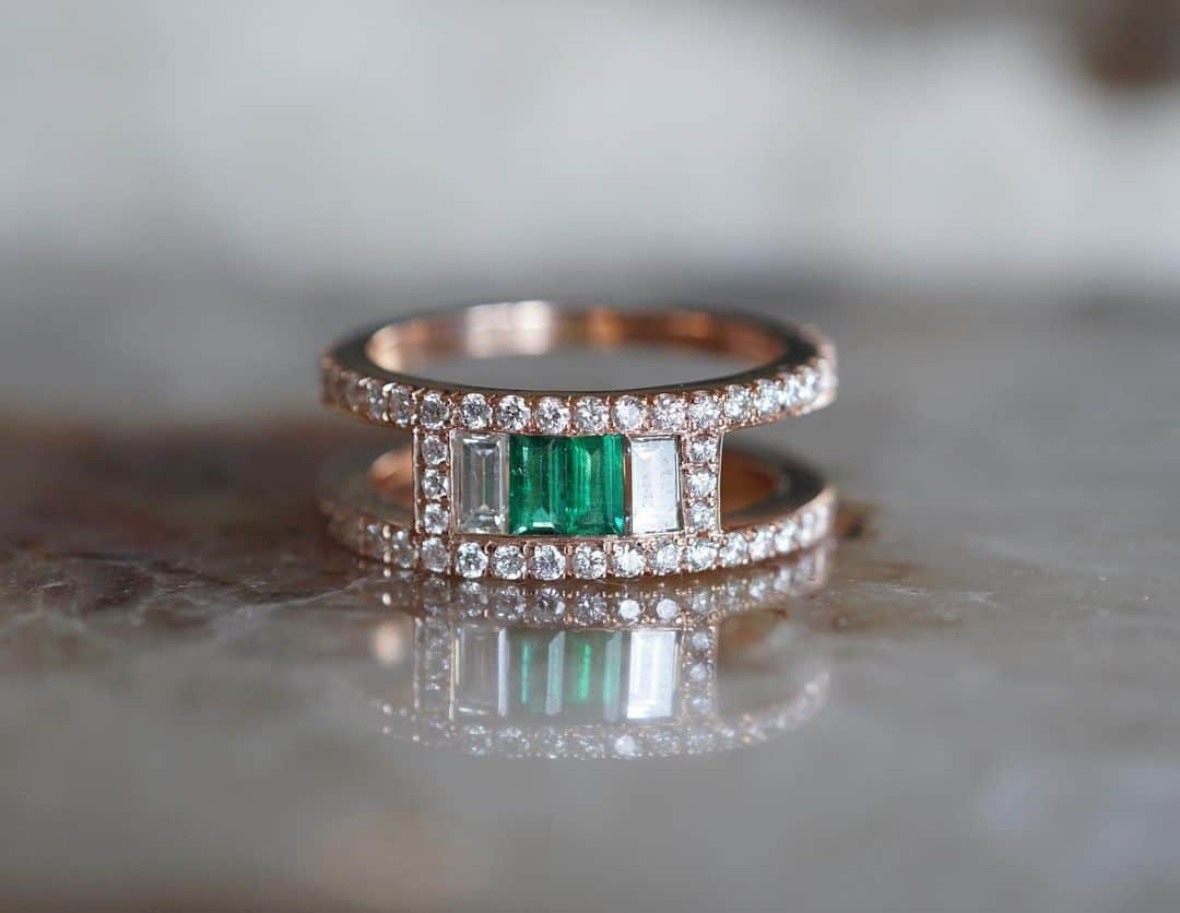 ニッキー・リードさんのインスタグラム写真 - (ニッキー・リードInstagram)「A gorgeous ring for a gorgeous gal! Thank you for allowing me to design something that is so meaningful to you... loving this emerald x rose gold combo! Made with recycled gold found in used technology in our downtown Los Angeles studio. #bayouwithlove」5月16日 0時18分 - nikkireed