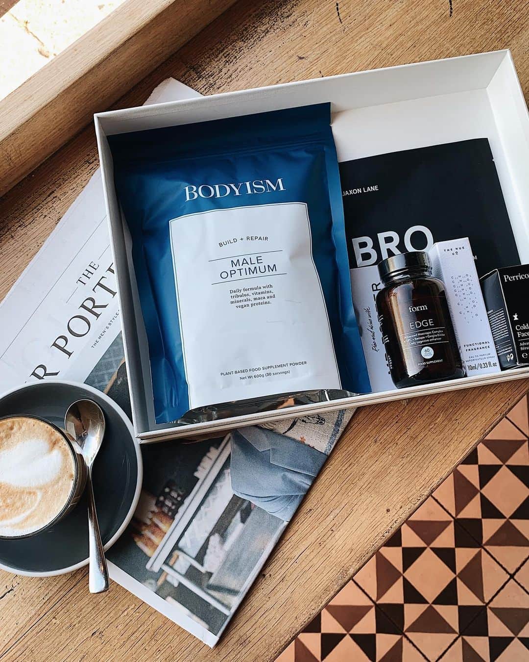 MR PORTERのインスタグラム：「This morning we headed to @bodyism for a morning of classes and 🥞. Follow along on stories to take a look at what went down. #MRPORTER」