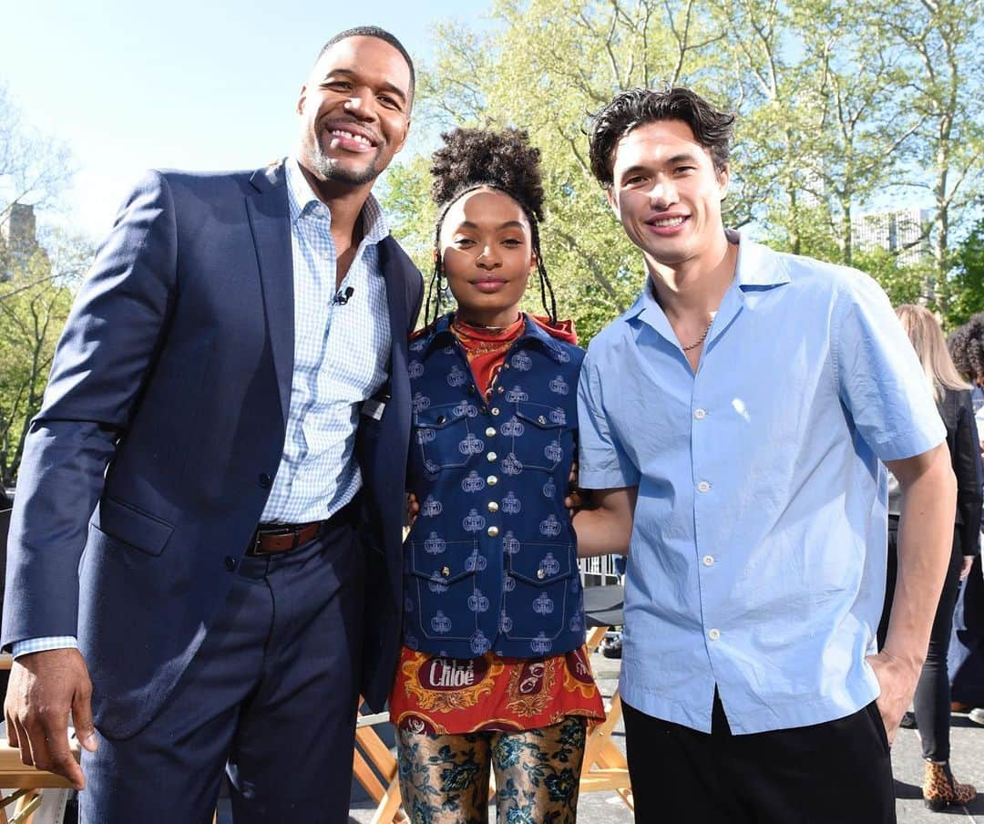 Good Morning Americaさんのインスタグラム写真 - (Good Morning AmericaInstagram)「Thanks for joining us in Central Park this morning for our @bts.bighitofficial concert! @yarashahidi @melton #BTSonGMA」5月16日 0時44分 - goodmorningamerica