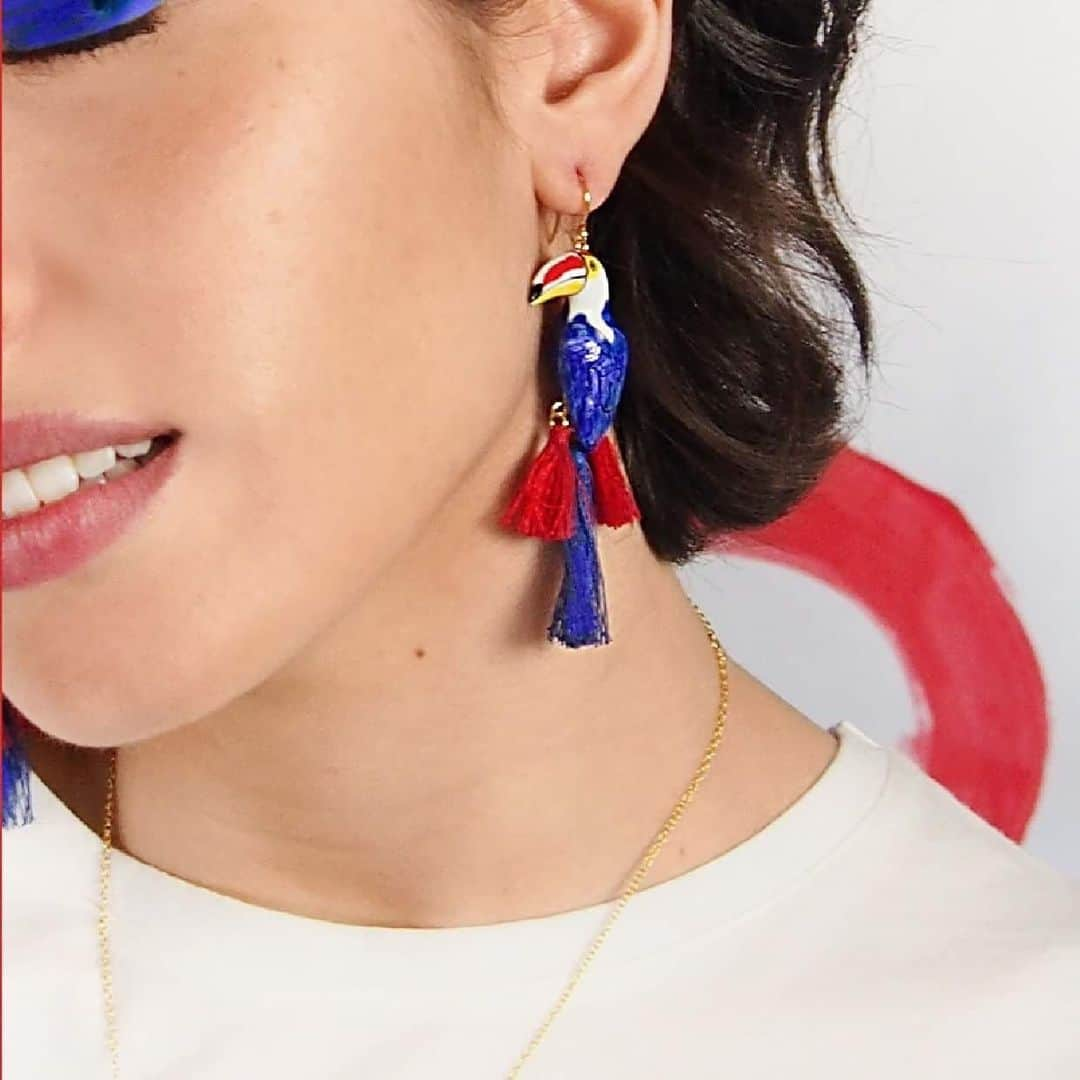 カステルバジャックさんのインスタグラム写真 - (カステルバジャックInstagram)「Prenez votre envol avec les boucles d'oreille CASTELBAJAC Paris x @nachbijoux ! Lien en bio  Take flight with our CASTELBAJAC Paris x @nachbijoux  earrings! Link in bio  #CastelbajacParisxNach #Collaboration  #Castelbajac #Paris #Mode #Collaboration #Exclusive #Happyculture #Bijoux #Clothes #Leopard #Toucan」5月16日 0時53分 - castelbajacofficiel