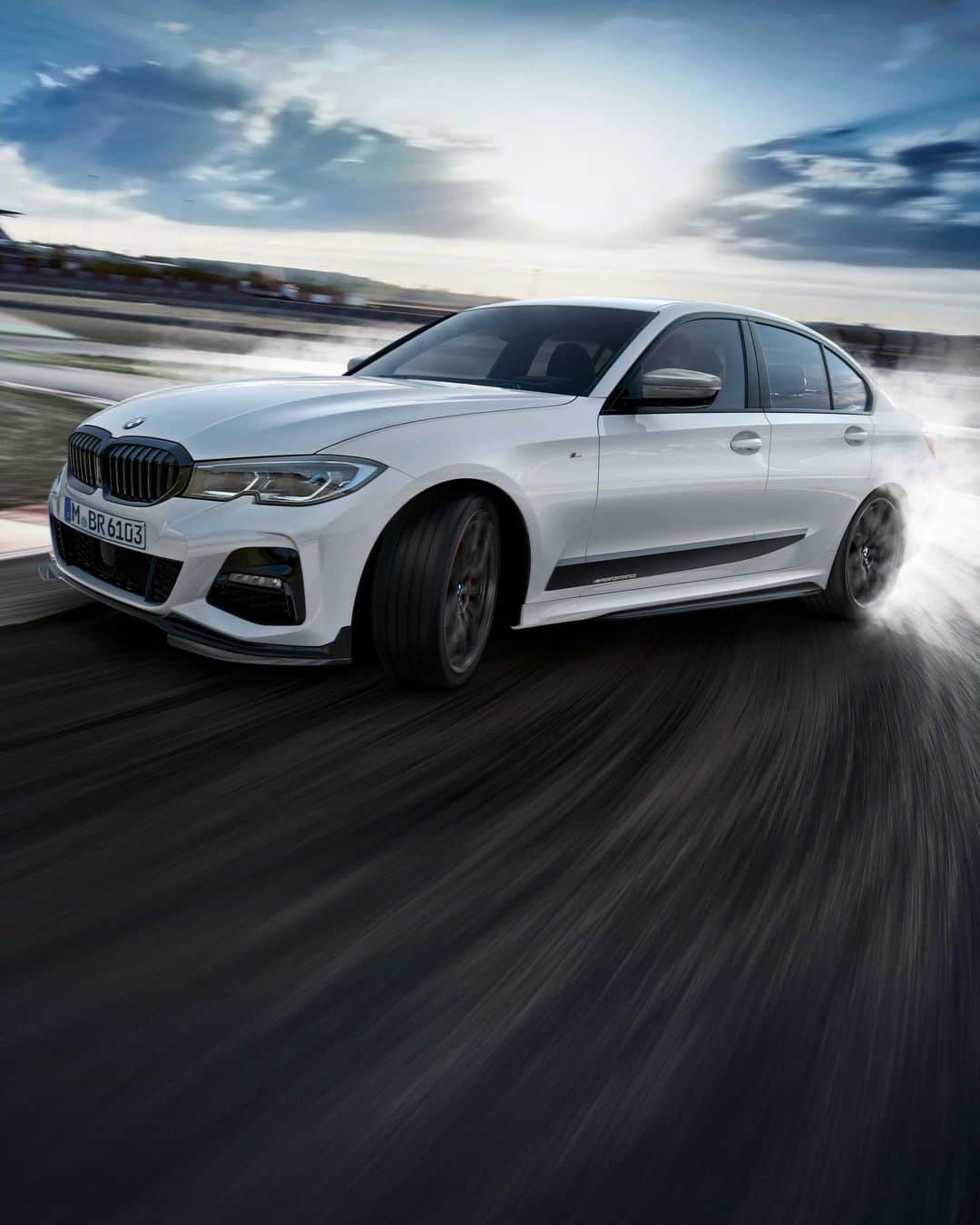 BMWのインスタグラム：「Performance comes from perfection. The BMW 3 Series Sedan with M Performance Parts. #BMW #3Series」