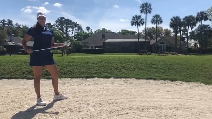 シャイエン・ウッズのインスタグラム：「@morgan.stanley and @justinprose99 I accept your challenge! this is how I attack a bunker shot, show off your skills using #JustinRoseChallenge」