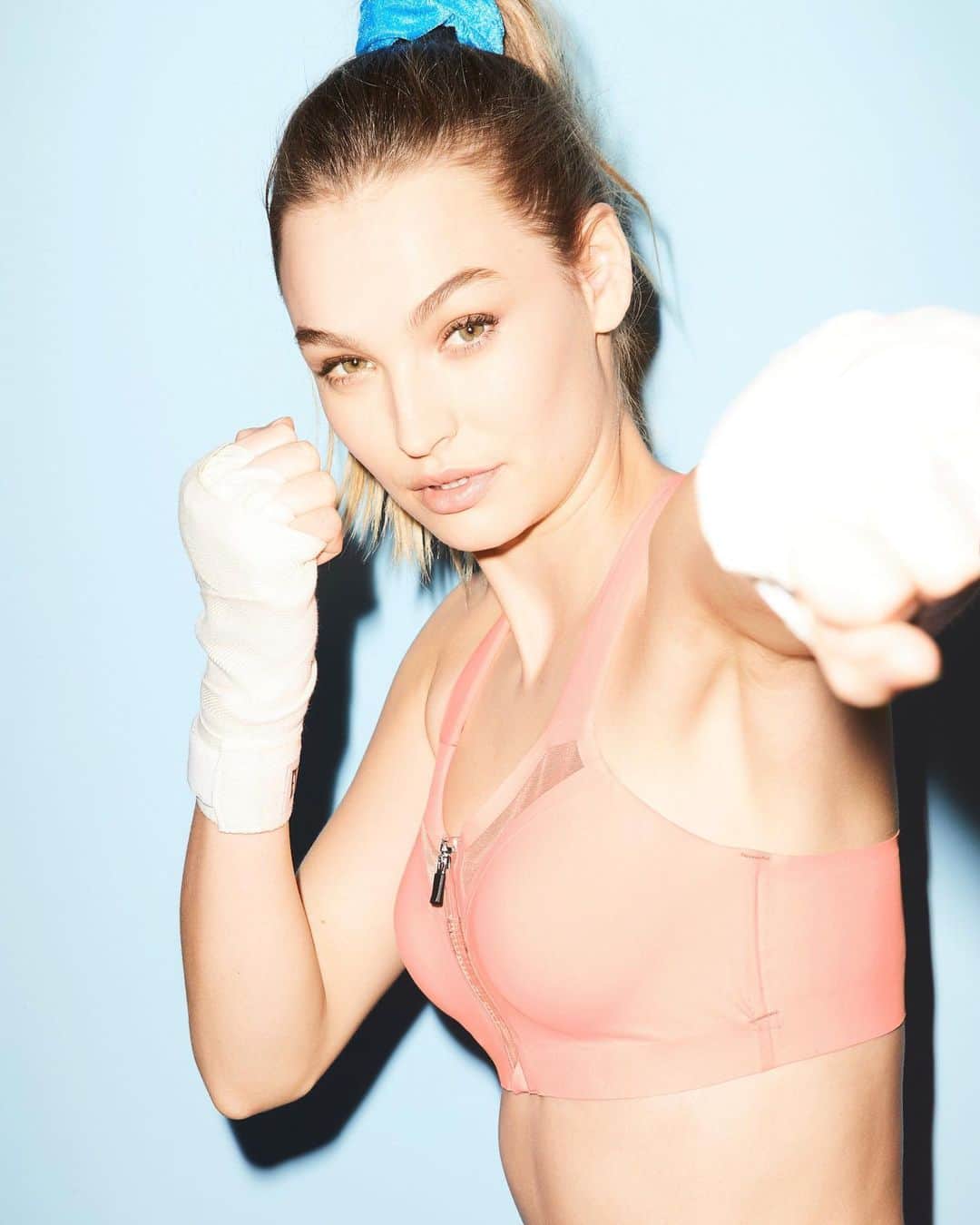Victoria's Secret Sportのインスタグラム：「Bracing for max impact with the Knockout Front-close.」