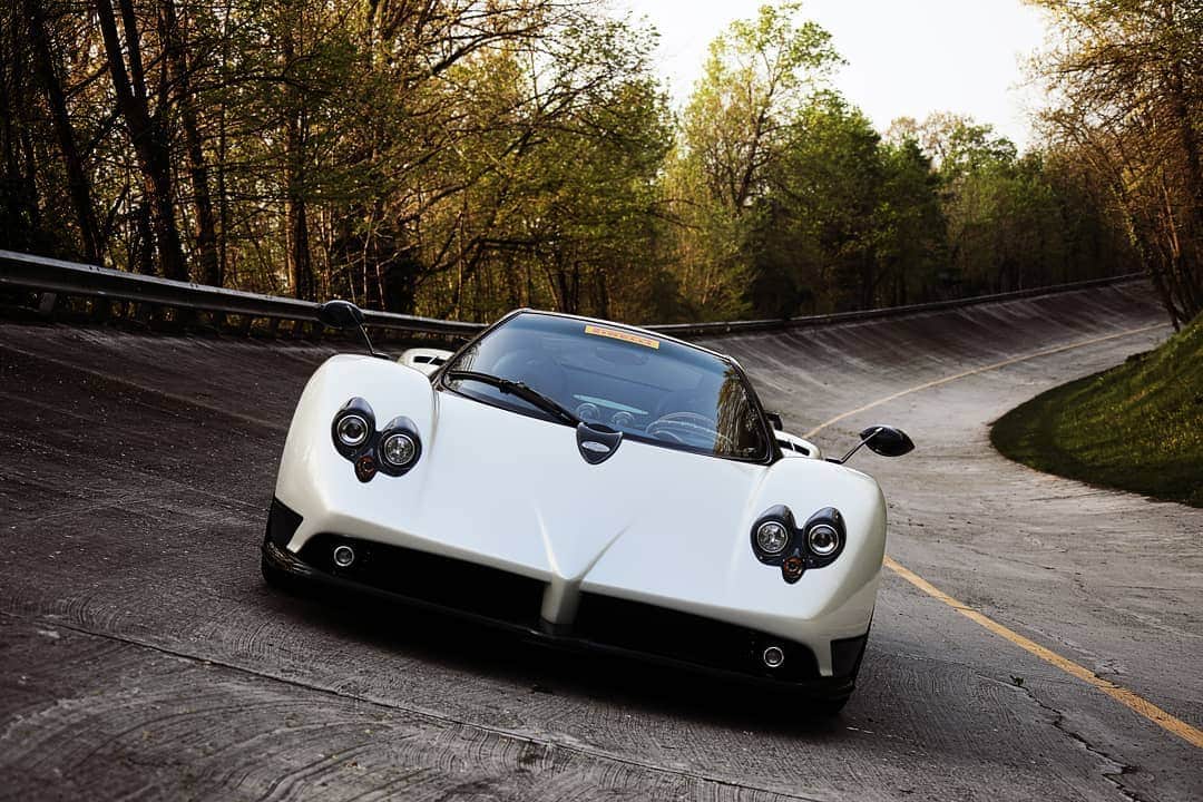 パガーニ・アウトモビリのインスタグラム：「Fangio, Monza, @pirelli, 3 keywords that shaped the history of the automotive world!  But, what links the project Zonda to Fangio? And to Pirelli? The 20 years of Zonda is such a fairytale to tell, watch the full video on our official Facebook channel for more!  @autodromonazionale_monza」