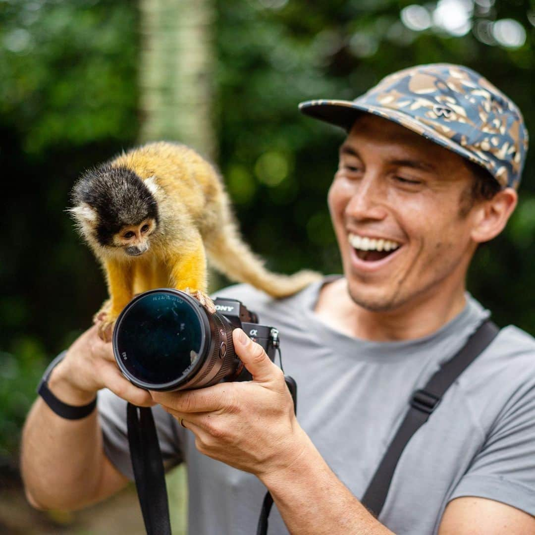 クリス・バーカードさんのインスタグラム写真 - (クリス・バーカードInstagram)「We made little friends in Ishigaki.」5月16日 2時24分 - chrisburkard