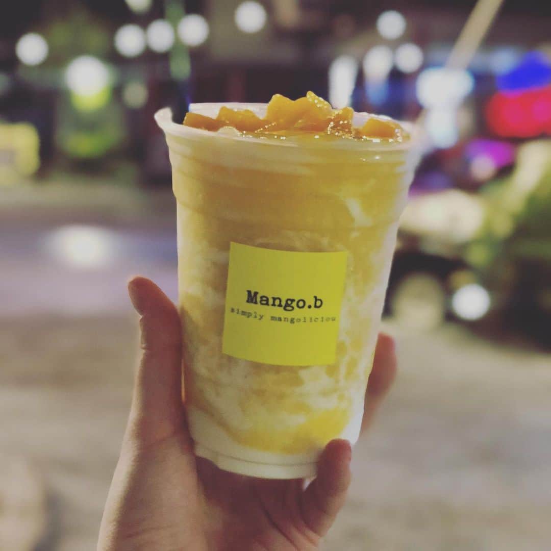 西村彩有里さんのインスタグラム写真 - (西村彩有里Instagram)「mango yoghurt🤝 マンゴーはあまり好きじゃないんだけど美味しそうでつい。そして美味しかったです #mangob #Malaysia #penang #mango #nightmarket #tanjungtokong #tanjungpinang」5月16日 2時39分 - 24sayu