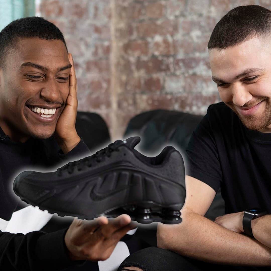 FOOTASYLUMさんのインスタグラム写真 - (FOOTASYLUMInstagram)「Check out @Ediz and @Yungfilly unboxing the @nikesportswear Shox R4 over on our YouTube channel 👀 Launching 16/05/2019 at 8am. - - - #WeAreFootasylum #footasylum #nike #shox」5月16日 3時02分 - footasylum