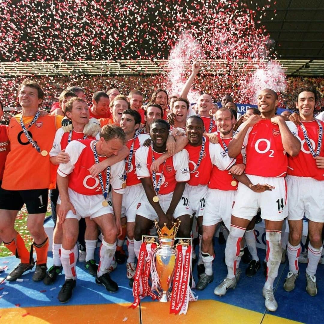 プレミアリーグさんのインスタグラム写真 - (プレミアリーグInstagram)「Arsenal became invincibles #OnThisDay in 2004 🎉 . #PL #PremierLeague」5月16日 3時24分 - premierleague