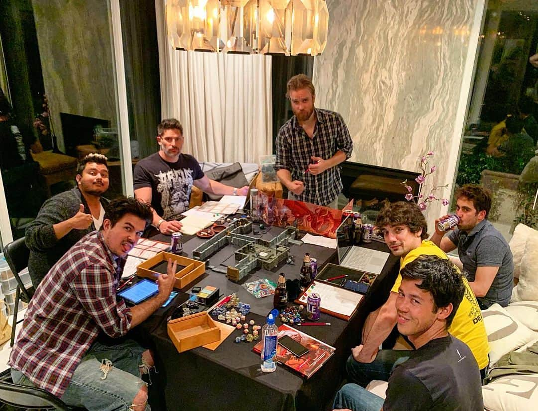 カイル・ニューマンさんのインスタグラム写真 - (カイル・ニューマンInstagram)「Weekly #DnD night. I have been hosting this one for over three years. Tabletop games and RPGs are a great escape from the world and technology. Currently, we are playing The Tomb of Annihilation by @dndwizards. What do you play to escape?? #ladndsociety #deathsaves #dungeonsanddragons #dnd #tabletop #rpg」5月16日 3時29分 - kyle_newman