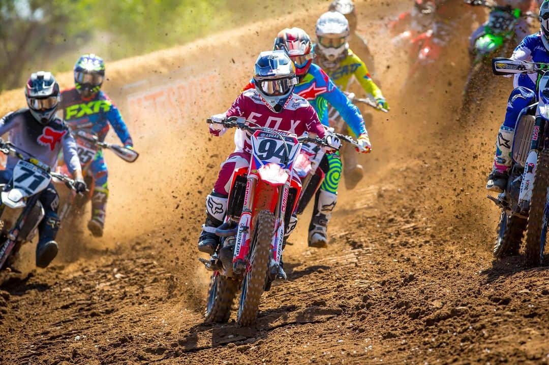 Racer X Onlineさんのインスタグラム写真 - (Racer X OnlineInstagram)「The 2019 @promotocross season kicks off in just three days and there’s a newly launched @mxresearchdept page that will be pumping out stats and facts all summer long. | Photo: @shepherdphotos」5月16日 4時20分 - racerxonline