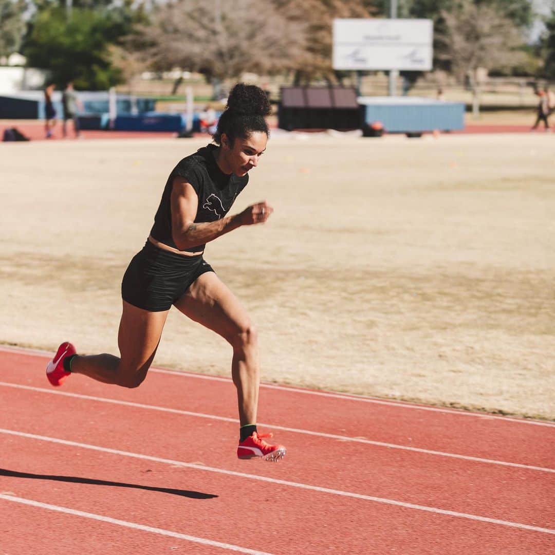 ジョディ・ウィリアムズのインスタグラム：「Next stop Guadeloupe! 🏃🏽‍♀️🏃🏽‍♀️」