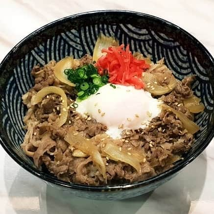 Japan Food Townさんのインスタグラム写真 - (Japan Food TownInstagram)「【1 FOR 1 Promotion - Bonta Bonta - Limited from 16th May to 30th June 2019】﻿ ﻿ Doburi lovers can't miss this special 1 FOR 1 Promotion at "Bonta Bonta" in Japan Food Town!! You can enjoy your favourite Donburi such as Gyu Don, Salmon Don and Aburi Salmon Ikura Don as 1 FOR 1 during limited period (Donburi menu include Salad and Miso Soup). 1 FOR 1 Promotion will be available from 16th May to 30th June 2019 during lunch and dinner time.﻿ *Available only weekdays except Public Holidays. Also limited only 15 set during lunch and dinner time.﻿ ﻿ Hurry up to visit "Bonta Bonta" before stocks last and enjoy your favourie Donburi as 1 FOR 1 at this chance!! Japan Food Town is located at 435 Orchard Road, Wisma Atria Unit 04-39/54.﻿ Bonta Bonta is located at Wisma Atria #04-39 in Japan Food Town. ﻿ ﻿ 【Bonta Bontaの1 FOR 1 Promotion - 2019年5月16日〜6月30日までの期間限定】﻿ ﻿ 丼物が大好きと言う方には見逃せないプロモーションがJapan Food Town内の「Bonta Bonta」で始まりました！厳選丼メニューを1 FOR 1でお楽しみ頂けるプロモーションをお見逃しなく！﻿ ﻿ みなさんの大好きな牛丼、サーモン丼そして炙りサーモンいくら丼を期間限定で1 FOR 1で楽しめちゃうチャンスです（その丼メニューにもサラダとみそ汁が付きます）。 「Bonta Bonta」の1 FOR 1プロモーションは2019年5月16日〜6月30日の期間限定でランチタイム、ディナータイム共にご利用頂けます。﻿ ＊こちらのプロモーションは平日限定（祝祭日は除く）とさせて頂きます。ランチ、ディナー共に早い者勝ちの15セットのご提供です。﻿ ﻿ さあ、その日の数量が無くなる前に急いで「Bonta Bonta」に直行です！﻿ この機会に大好きな丼メニューを心ゆくまで堪能して下さいね！﻿ ﻿ Japan Food Townは435 Orchard Road, Wisma Atria Unit 04-39/54にあります。﻿ Bonta BontaはJapan Food Town内、Wisma Atria #04-39にあります。  #bontabonta #saladbowl #japanesevegetable #healthy #healthylife#japanfoodtown #japanesfood #eatoutsg #sgeat #foodloversg#sgfoodporn #sgfoodsteps #instafoodsg #japanesefoodsg #foodsg#orchard #sgfood #foodstagram #singapore #wismaatria #ジャパンフードタウン #シンガポール #ボンタボンタ #サラダボウル #日本産 #野菜 #ヘルシー #安全 #1for1」5月16日 15時17分 - japanfoodtown