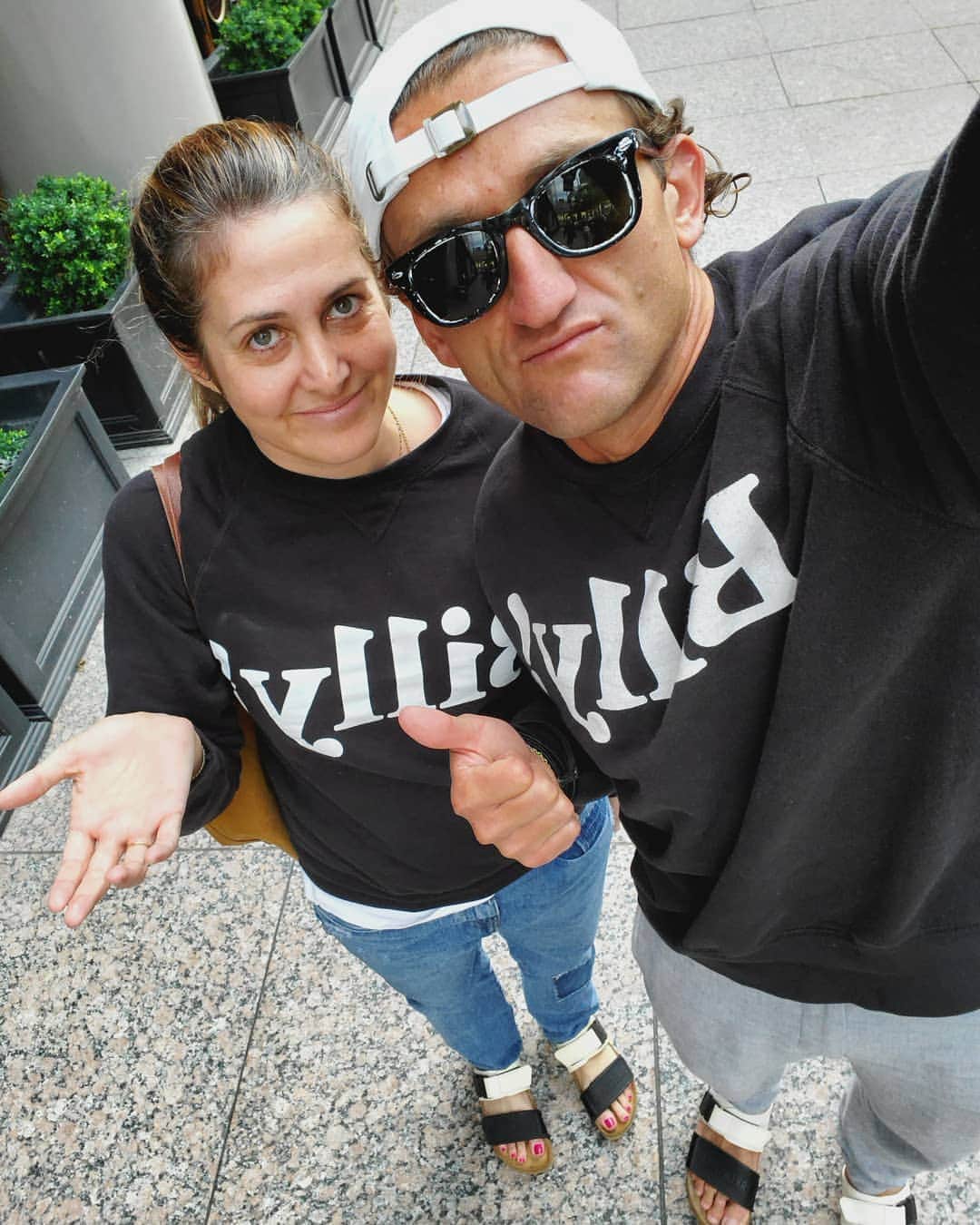 ケイシー・ネイスタットのインスタグラム：「matching outfits, matching footwear. it's how we do.  xxx @billy」