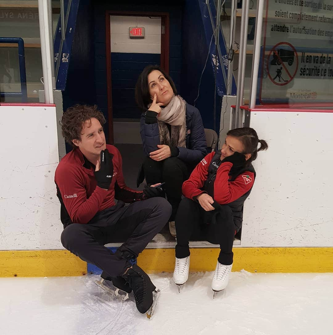 リュボーフィ・イリュシェチキナのインスタグラム：「Creative thinking process... ...🤔...🤔...🤔... #jacksonfamily #jacksonskates #jacksonultima #patinagequebec #skatecanada #creative #figureskating」