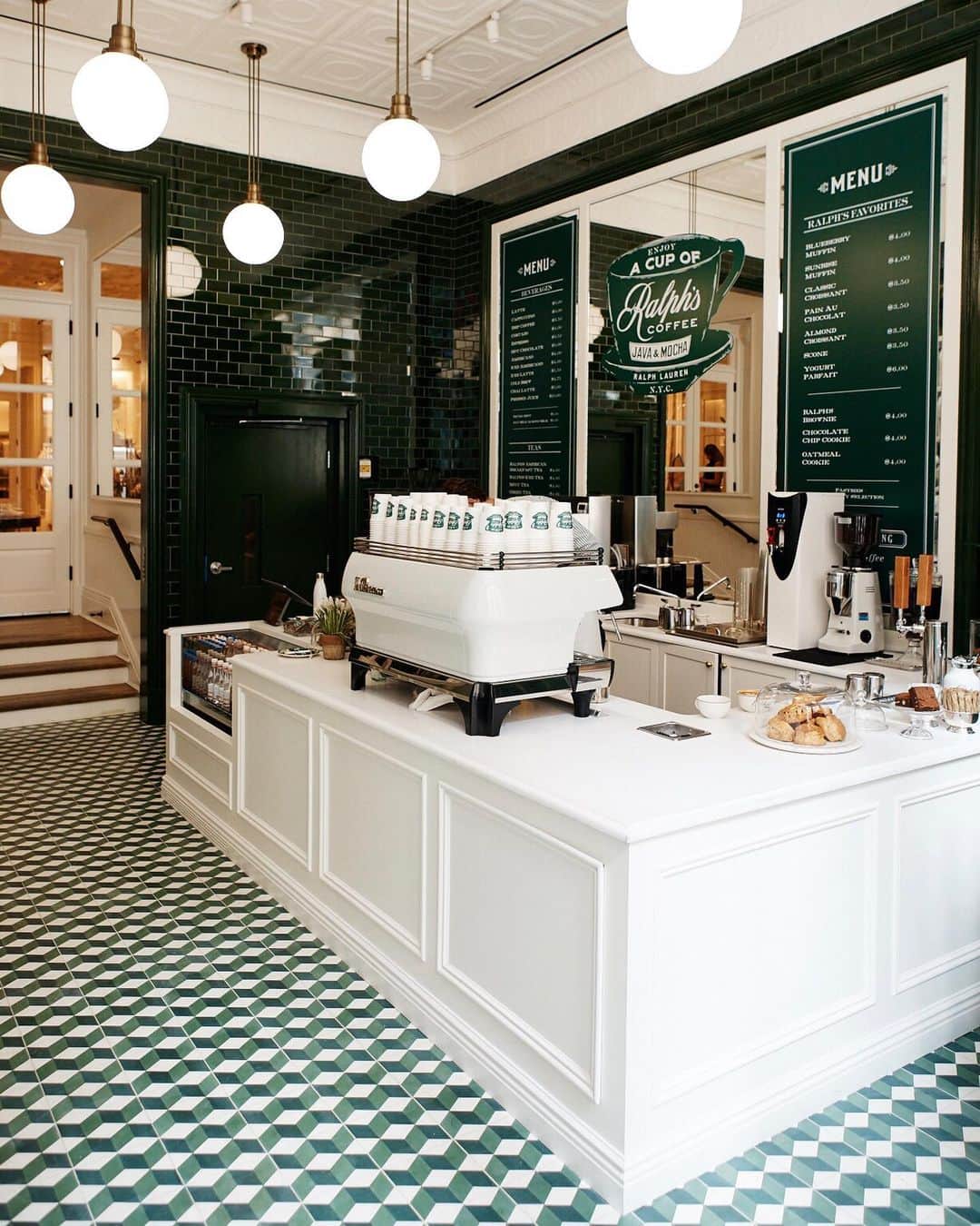 Polo Ralph Laurenさんのインスタグラム写真 - (Polo Ralph LaurenInstagram)「Inside the new @RalphsCoffee shop in New York City. . Hunter green tile walls, white tin ceilings, and marble-top counters create an inviting setting for Ralph Lauren's signature brews and favorite sweet treats, each made fresh daily at @ThePoloBar. . A curated selection of Ralph’s Coffee apparel and accessories, including tote bags and T-shirts, are also available for purchase. . Visit the shop today at 160 Fifth Avenue in New York City. . #RalphsCoffee #RalphLauren」5月16日 9時00分 - poloralphlauren