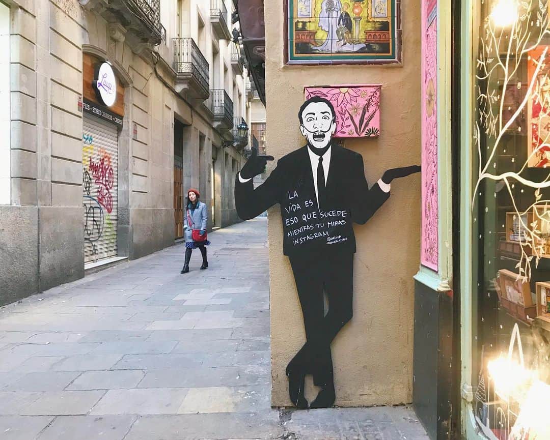 のインスタグラム：「🇪🇸spain🇪🇸﻿ ﻿ Salvador Dalí﻿ ﻿ ﻿ #スペイン旅行 #スペイン #バルセロナ #女子旅 #spain #Barcelona #旅muse_spain #tabijyomap_spain」