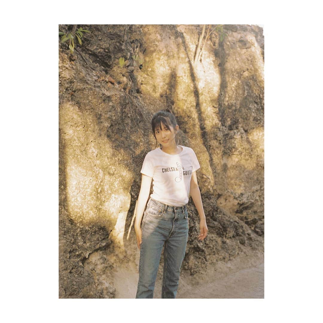 松田るかのインスタグラム：「本日10時に、グランフロント大阪店のHPにて、イベントの詳細がアップされましたのでご確認ください(^^) https://www.kinokuniya.co.jp/c/store/Grand-Front-Osaka-Store/20190516095300.html  プロフィールのURLから確認出来ます(^^) ◎担当マネージャー  #松田るかファースト写真集  #松田るか写真集  #グランフロント大阪店」