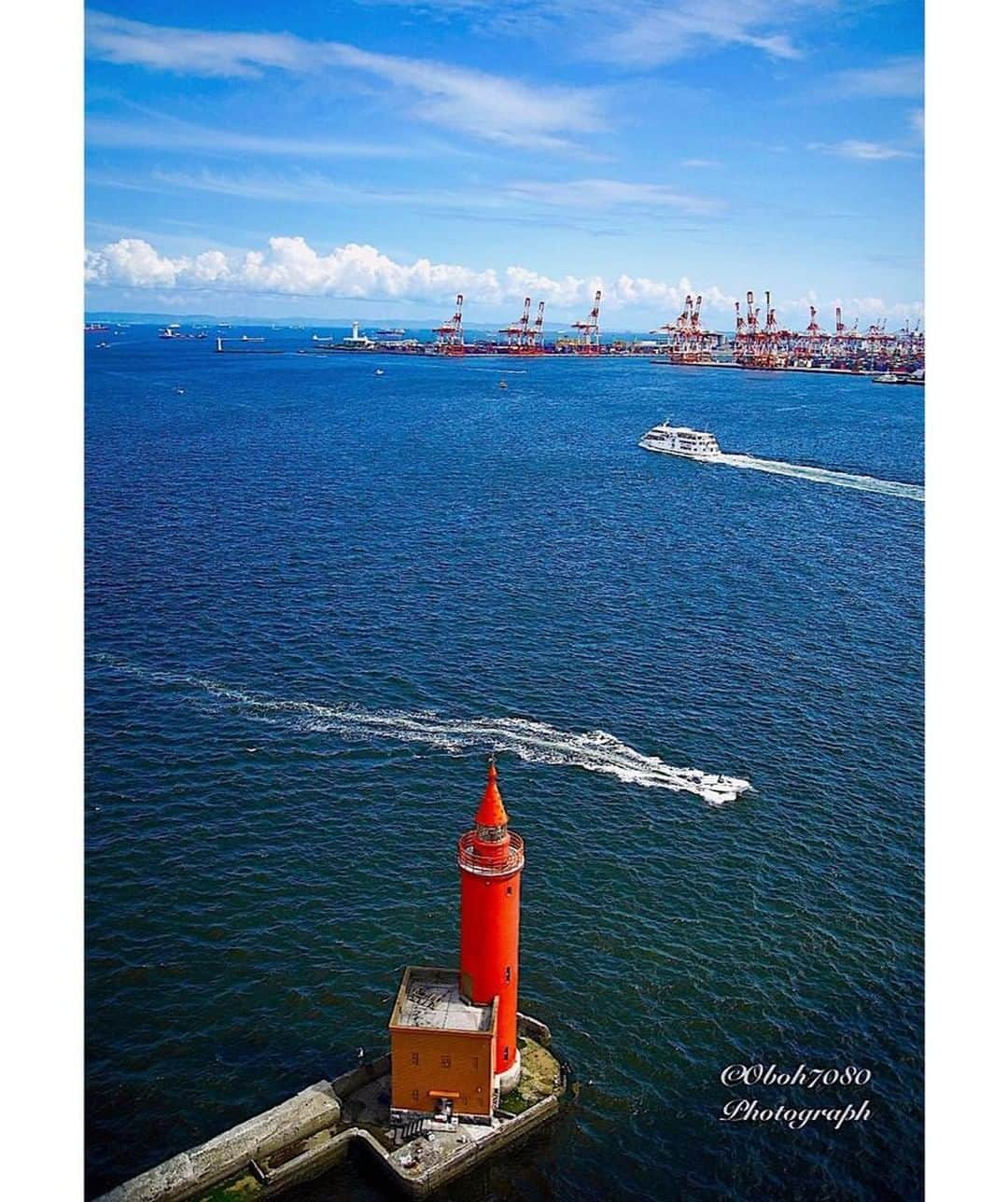 東京カメラ部 横浜分室さんのインスタグラム写真 - (東京カメラ部 横浜分室Instagram)「Photo by @oboh0202⠀ 「横浜港」⠀ https://www.instagram.com/p/BxaE1AaAceD/⠀ .⠀ いいね！＆コメント大歓迎！⠀ ※投稿に関するご注意・ポリシーは東京カメラ部に準じます。詳しくは下記をご覧ください。⠀ http://app.minpos.com/fb/willvii/camera_jpn/static/guideline⠀ .⠀ #みなとみらい線フォト散歩 #みなとみらい線フォトさんぽ #みなとみらい線 #横浜 #新高島 #みなとみらい #馬車道 #日本大通り #元町中華街 #yokohama #東京カメラ部 #Japan #photo #写真 #日本⠀ Follow: @TCC.Yokohama」5月16日 11時00分 - tcc.yokohama