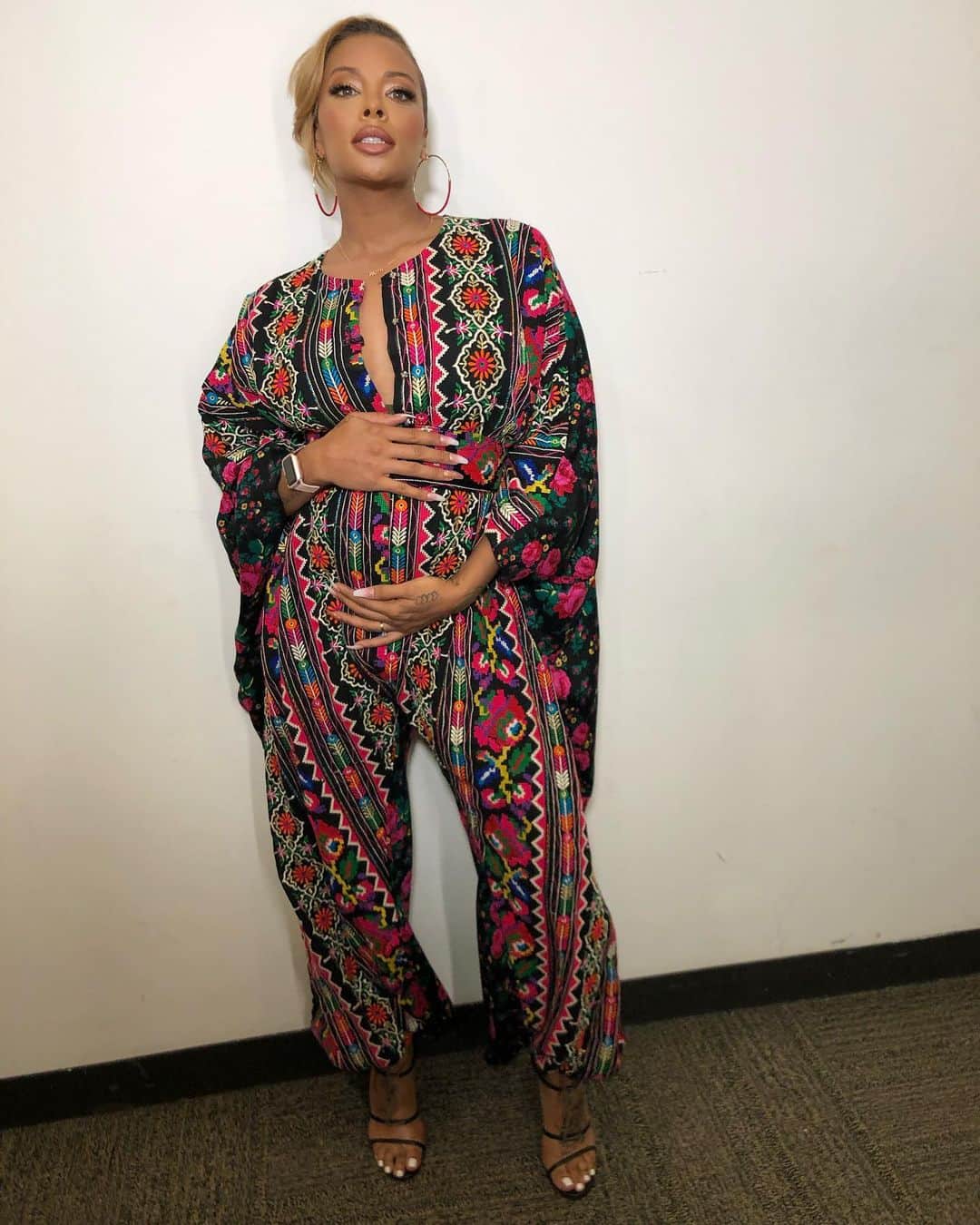エヴァ・マルセルさんのインスタグラム写真 - (エヴァ・マルセルInstagram)「@ottdubai」5月16日 11時00分 - evamarcille