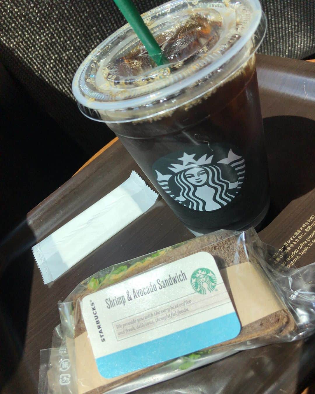 のインスタグラム：「仕事前にこそカフェ☕️ ぷらすこそ勉📕」