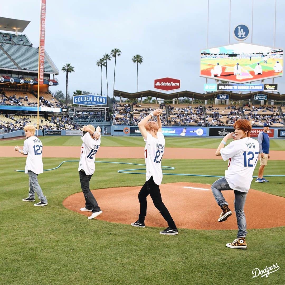 Los Angeles Dodgersさんのインスタグラム写真 - (Los Angeles DodgersInstagram)「Highway to Blue Heaven.  @nct127 in the building!」5月16日 11時38分 - dodgers