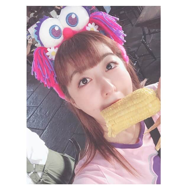 のインスタグラム：「โอฮะซึนะ٩( ᐛ )( ᐖ )۶ กินข้าว รึ ยัง คะ?🤤 ข้าวโพด😏🌽💕💕💕💕555  おはずな٩( ᐛ )( ᐖ )۶ ご飯食べたー？🤤 とうもろこし😏🌽💕💕💕💕 #izurinabnk48 #izutarinabnk48 #rinaizutabnk48 #izutarina #izurina #伊豆田莉奈 #いずりな #ข้าวโพด  #bnk48  #welovebnk48」