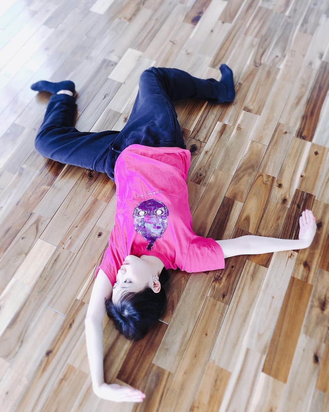 大原櫻子さんのインスタグラム写真 - (大原櫻子Instagram)「寝卍」5月16日 12時29分 - sakurako_ohara