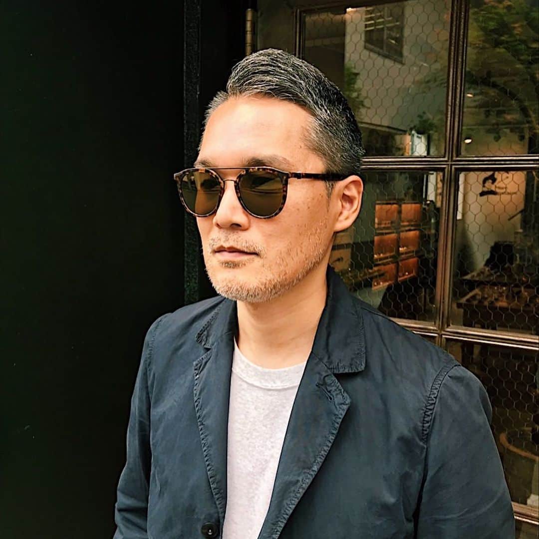 のインスタグラム：「Today's SNAP DAIKANYAMA staff: Shimatsu #daikanyamashimatsu  #eyewear  #robertmarcnyc  #robertmarc @robertmarcnyc  #nyc #newyork  #staffsnap  #staffphoto #メガネ男子  #ootd  #ootdfashion #fashion #snap」