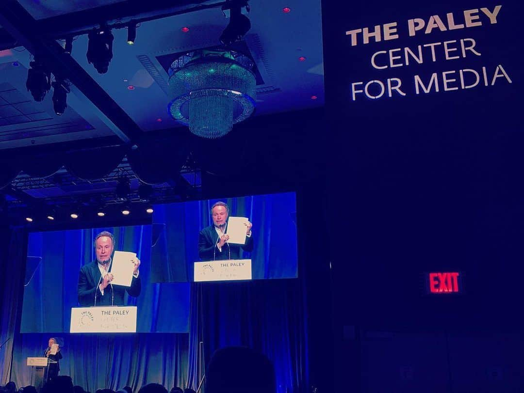 ジョーダン・ウッズ=ロビンソンさんのインスタグラム写真 - (ジョーダン・ウッズ=ロビンソンInstagram)「So happy to celebrate with @paleycenter tonight at #PaleyHonors: Tribute to LGBTQ+ Achievements in Television. And so honored to represent the #TWDFamily at this important event.」5月16日 13時01分 - jwoodsrobinson