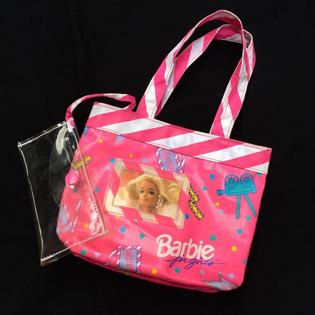 おもちゃやSPIRALさんのインスタグラム写真 - (おもちゃやSPIRALInstagram)「1991 Barbie for girls Bag 入荷しました！  5800円です！」5月16日 14時01分 - spiral_toy