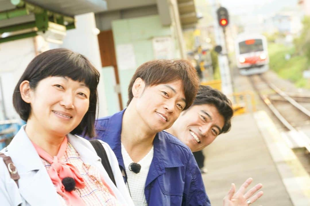 日本テレビ「ヒルナンデス！」さんのインスタグラム写真 - (日本テレビ「ヒルナンデス！」Instagram)「5月17日(金)放送 髙嶋政宏さんをゲストにお迎えし 富士山のふもとで絶景鉄道旅！ 伝統生地のオーダーメイド傘に 時速５００キロ！？未来の乗り物も登場！ お楽しみに！！！ (C)日本テレビ  #ヒルナンデス #沿線フォトさんぽ #髙嶋政宏 #陣内智則 #川村エミコ #たんぽぽ #中井精也 #鉄道写真家 #富士急行」5月16日 14時08分 - hirunandesu_ntv_official