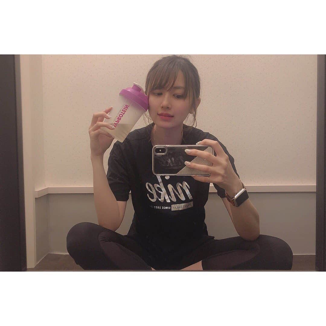 森杏奈さんのインスタグラム写真 - (森杏奈Instagram)「ㅤㅤㅤㅤㅤㅤㅤㅤㅤㅤㅤㅤㅤ ㅤㅤㅤㅤㅤㅤㅤㅤㅤㅤㅤㅤㅤ 今日はお仕事の後にトレーニング💪🏻 ㅤㅤㅤㅤㅤㅤㅤㅤㅤㅤㅤㅤㅤ 病み上がりメニューにしてもらいましたが... それでもきついトレーニング🥺 ㅤㅤㅤㅤㅤㅤㅤㅤㅤㅤㅤㅤㅤ 健康の為に、自分の為に。 頑張りましょう😭💪🏻 ㅤㅤㅤㅤㅤㅤㅤㅤㅤㅤㅤㅤㅤ #パーソナル #トレーニング #ジム #ボディメイク #フィジカライズ #personal #training #gym #bodymake #physicaliz  ㅤㅤㅤㅤㅤㅤㅤㅤㅤㅤㅤㅤㅤ」5月17日 0時24分 - _morianna