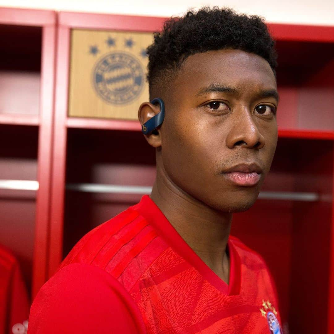 バイエルン・ミュンヘンさんのインスタグラム写真 - (バイエルン・ミュンヘンInstagram)「Kitted out for the final game. New kit ✅ New #PowerbeatsPro ✅ @beatsbydre」5月17日 1時01分 - fcbayern