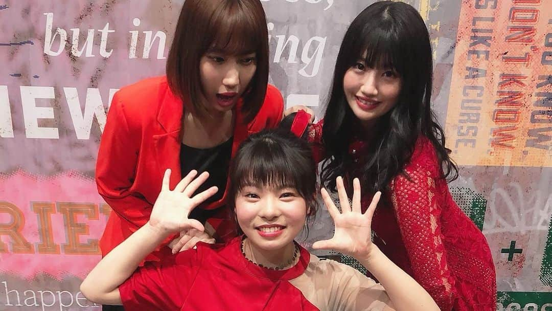 小寺真理さんのインスタグラム写真 - (小寺真理Instagram)「5/12 写メ会&トークイベントでした！ ゆいぽん、なおちゃん、小寺。 楽しかったー！」5月17日 1時37分 - koteramaricorin