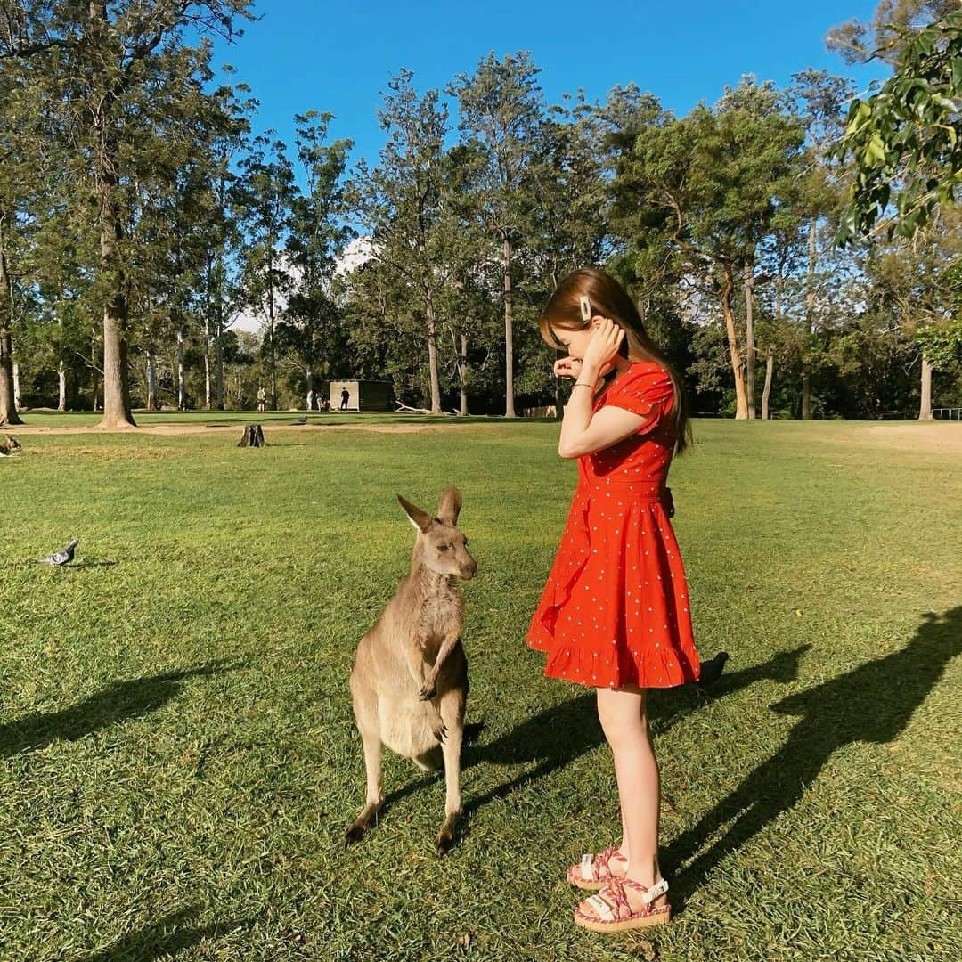 ハヌルさんのインスタグラム写真 - (ハヌルInstagram)「나쁜손..❤️ #하늘이의여행뿌셔☁️」5月16日 17時05分 - haneulina