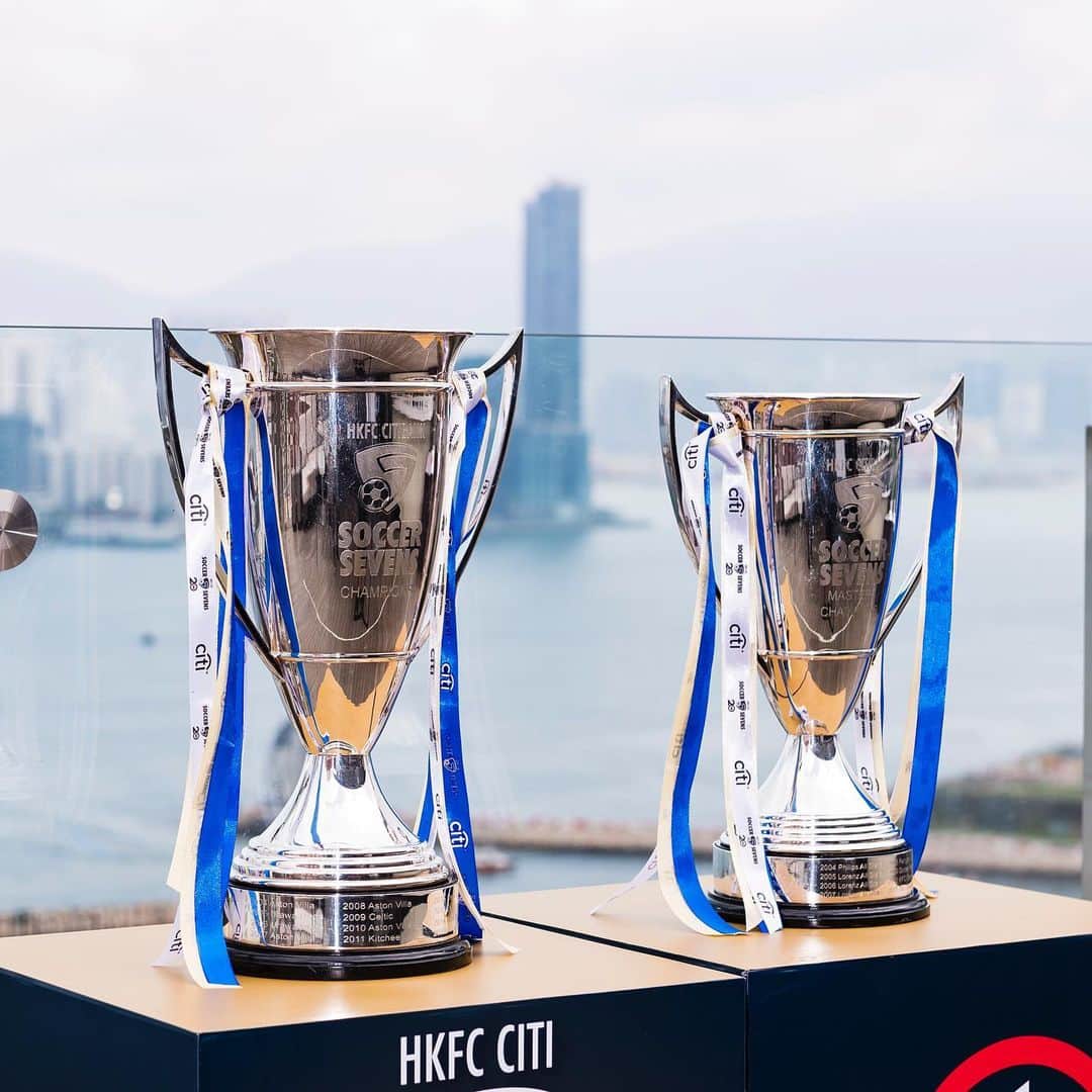レスター・シティFCさんのインスタグラム写真 - (レスター・シティFCInstagram)「😎🇭🇰 . . . #lcfc youngster Kiernan Dewsbury-Hall helps launch the HKFC Citi Soccer Sevens!」5月16日 17時14分 - lcfc