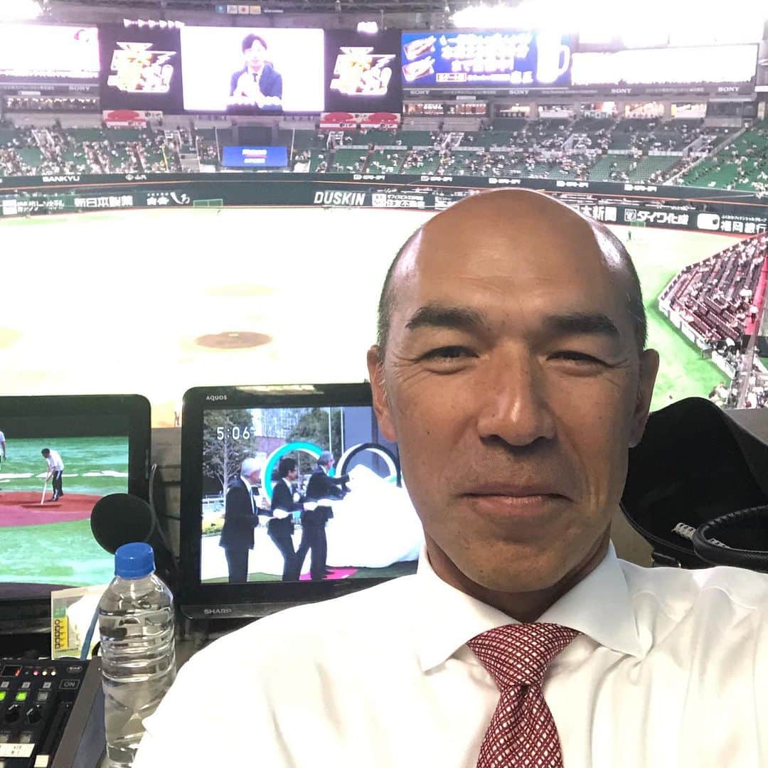 和田 一浩さんのインスタグラム写真 - (和田 一浩Instagram)「今日はヤフオクドームでソフトバンクホークスVS西武ライオンズ戦を解説します。九州地方の総合TVです。 #ヤフオクドーム #ソフトバンクホークス #西武ライオンズ #和田一浩」5月16日 17時18分 - wadakazuhiro