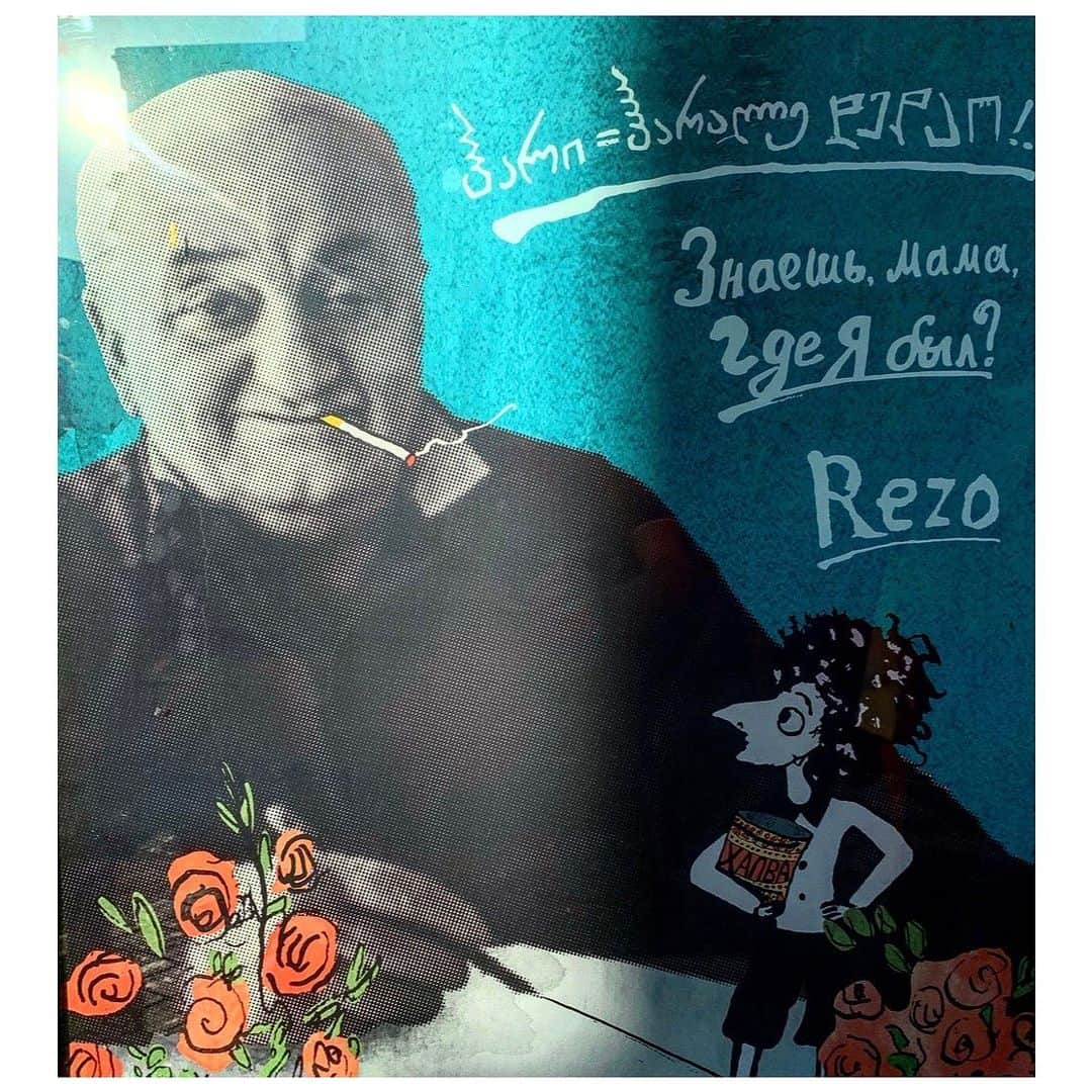 ジム・スタージェスさんのインスタグラム写真 - (ジム・スタージェスInstagram)「Georgian puppet master 🇬🇪... #rezo #georgia #tbilisi」5月16日 17時31分 - officialjimsturgess