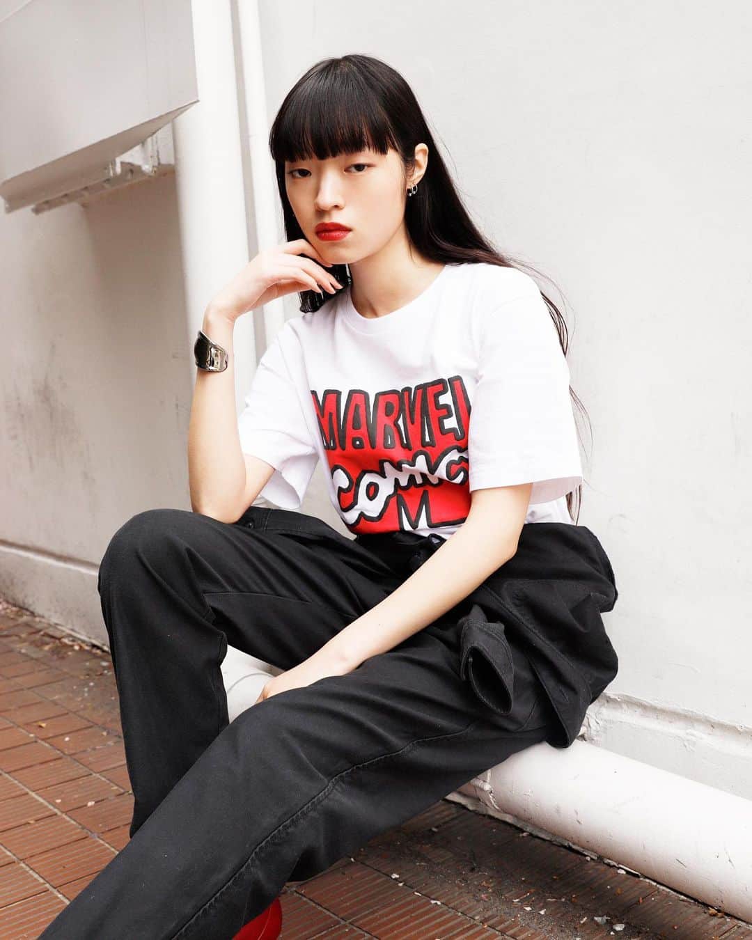 Droptokyoさんのインスタグラム写真 - (DroptokyoInstagram)「TOKYO STREET STYLE Name: @_n_a_t_s_u_m_i_  T-shirt: @uniqlo.ut  #UniqloUT#WearYourWorld#pr#streetstyle#droptokyo#tokyo#japan#streetscene#streetfashion#streetwear#streetculture#fashion#shibuya#ファッション#uniqlo#ユニクロ#marvel  Photography: @yuri_horie_」5月16日 18時03分 - drop_tokyo
