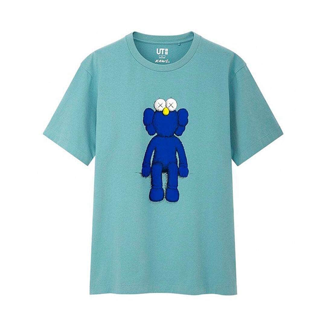 HYPEBEASTさんのインスタグラム写真 - (HYPEBEASTInstagram)「@hypebeaststyle: Head to the link in our bio to see every piece from the @kaws x @uniqlo.ut collaboration. It includes 12 adult T-shirts, six children’s options, and four bags, all of which will be available at UNIQLO stores and online on June 3. Photo: UNIQLO」5月16日 18時11分 - hypebeast