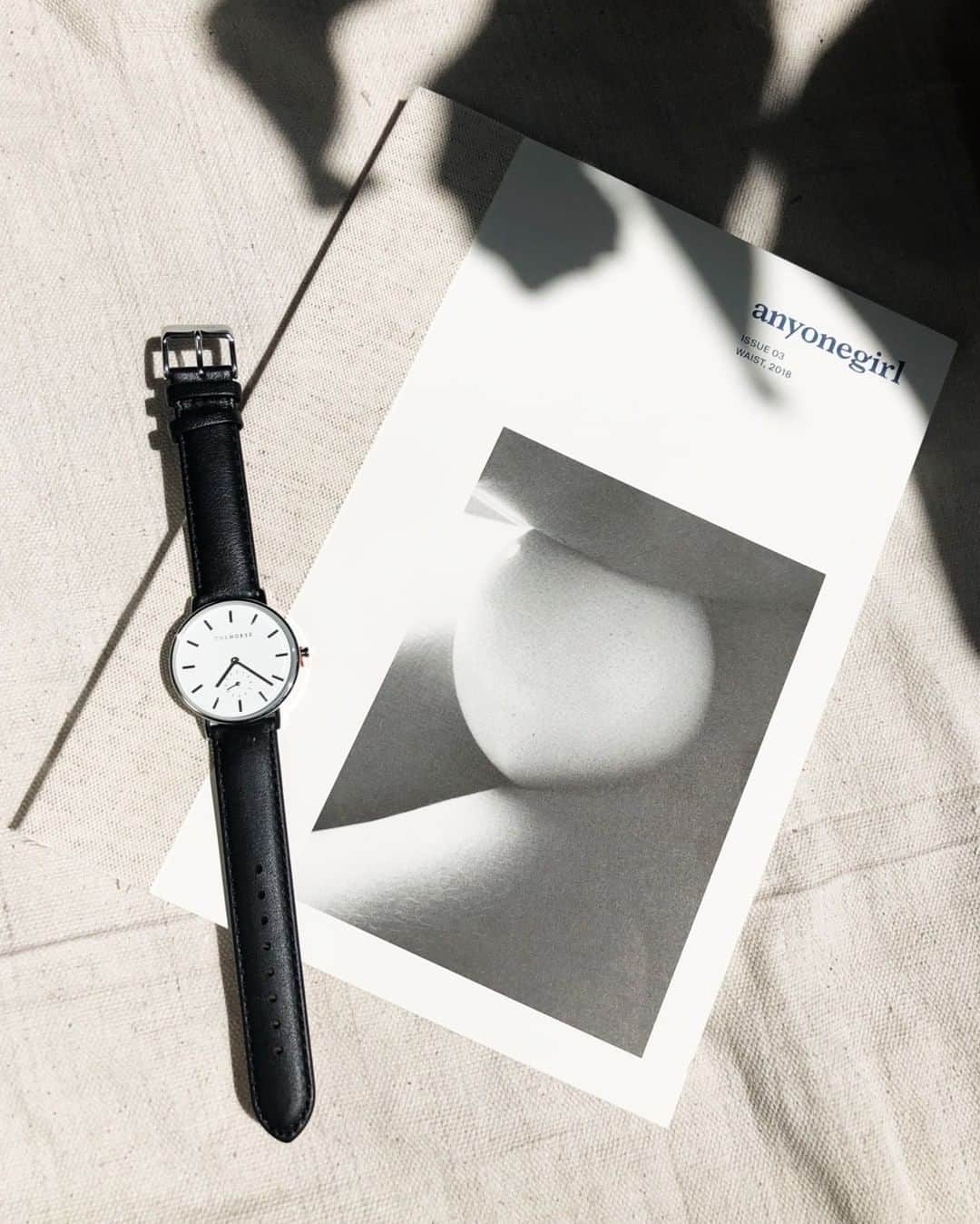 The Horseさんのインスタグラム写真 - (The HorseInstagram)「The Classic, while it won’t count your steps or track your calories, we hope the simplicity of design inspires urban people to find moments of empowerment and peace in their hectic everyday lives.⠀⠀⠀⠀ Now $89 ⠀⠀⠀⠀⠀⠀⠀⠀⠀ ⠀⠀⠀⠀⠀⠀⠀⠀⠀ #classic #everyday #thehorse #sale #timeless」5月16日 18時30分 - the_horse