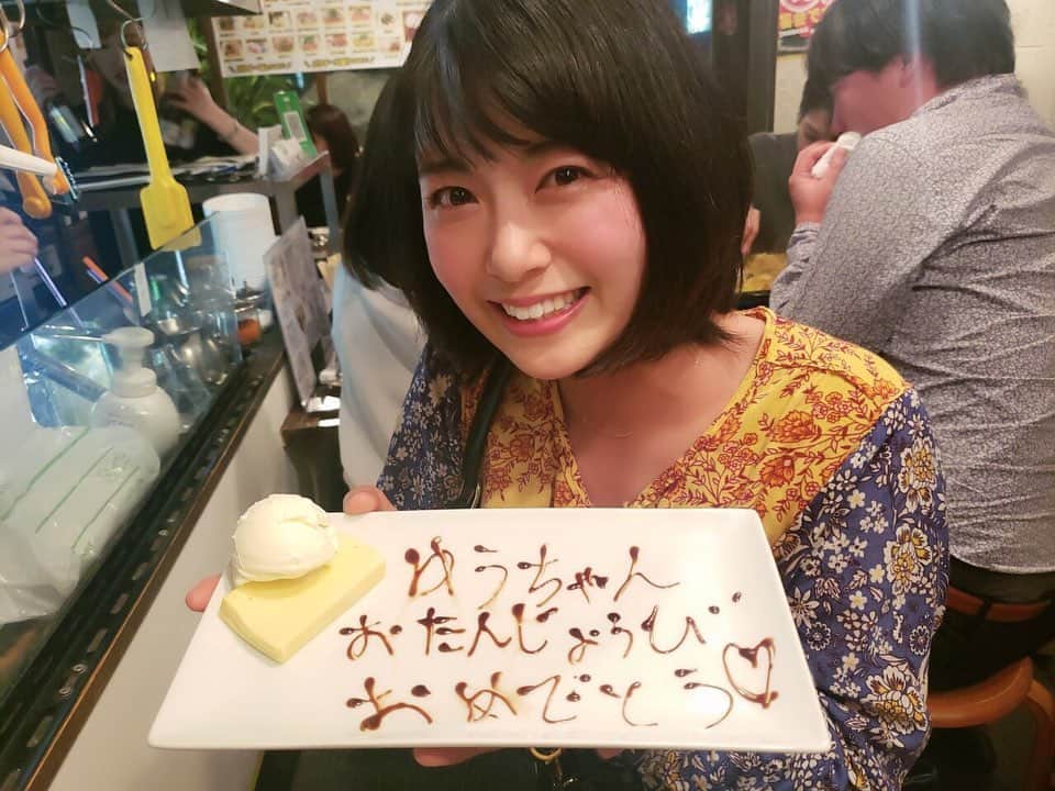 中村優さんのインスタグラム写真 - (中村優Instagram)「@yukimi_tsutsumi @ami_the_monster この二人と飲むのは最高にハッピー🤣💖🤣💖たくさん食べて笑い転げたわぁ〜✨二人がお誕生日お祝いしてくれたら、お店の人までサプライズでケーキ出してくれた！謝謝🤲」5月16日 18時53分 - nkmr_yu
