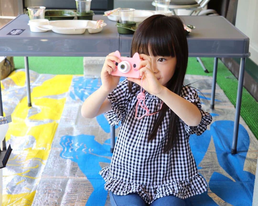Akiさんのインスタグラム写真 - (AkiInstagram)「5/16 ・ 先日 私の実家山形に帰省して みんなでBBQをしてきました☺️🥩 ・ 一眼レフで本気を出した 無駄に綺麗な肉写真をお楽しみください🥩 スワイプ▷▷▷ ・ ・ 私の地元でも 今住んでいる仙台でも 芋煮会用の鍋とかBBQのコンロは スーパーで無料で借りることが出来るので 本当にありがたい☺️🙏 ・ ・ 山形にも インスタ映えスポットが出来たとのことで しっかり撮ってきました📷 ・ 5月はたくさんの人に会えて すごく充実してる感☺️ ・ ・ ・ ・ #ヴェンテンガルテン#山形#上山市#菜の花畑#BBQ」5月16日 19時09分 - mas_0504