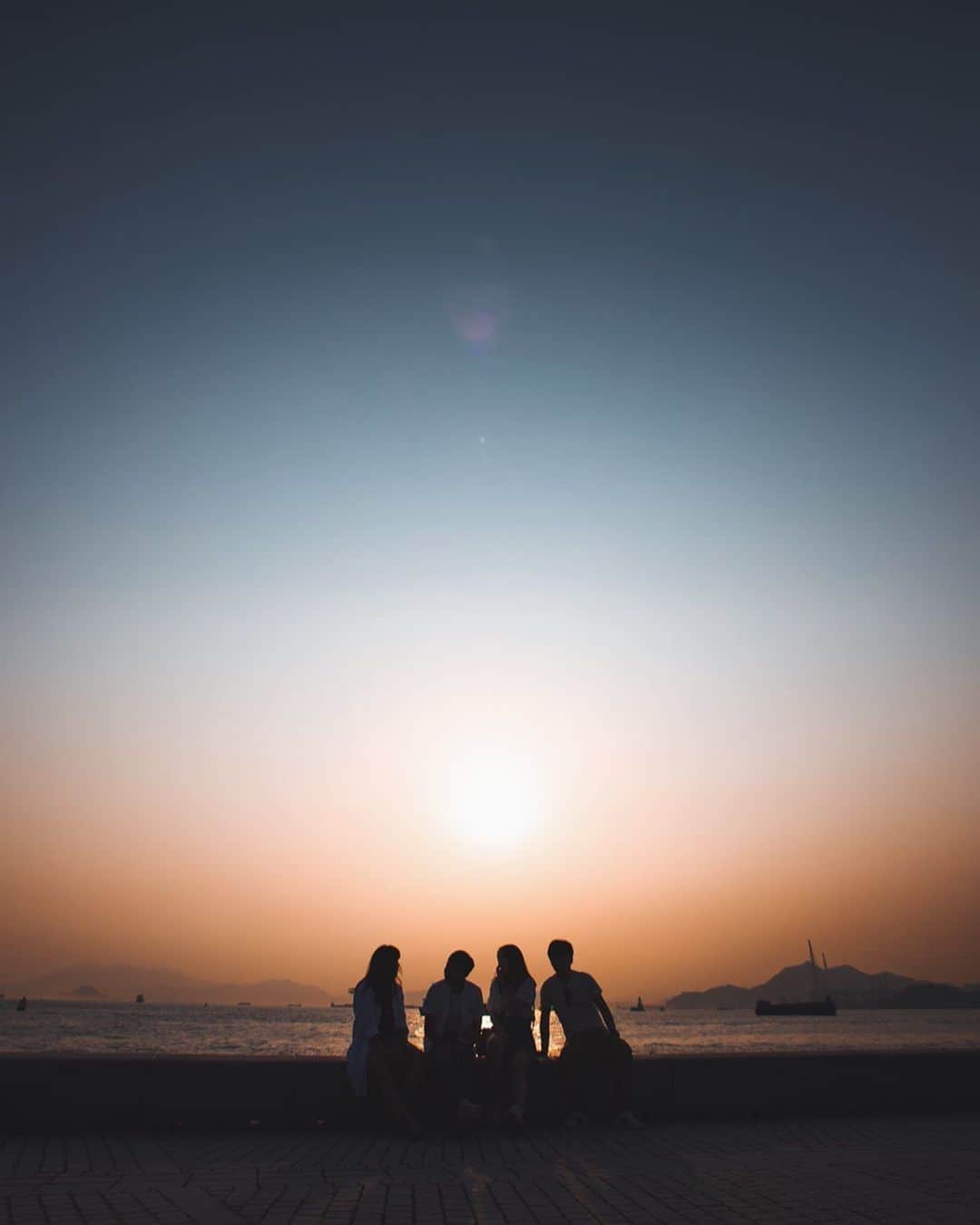 s ᴇ  ɴ ᴋ ᴄのインスタグラム：「Some friendships just never fade #seanalogue」