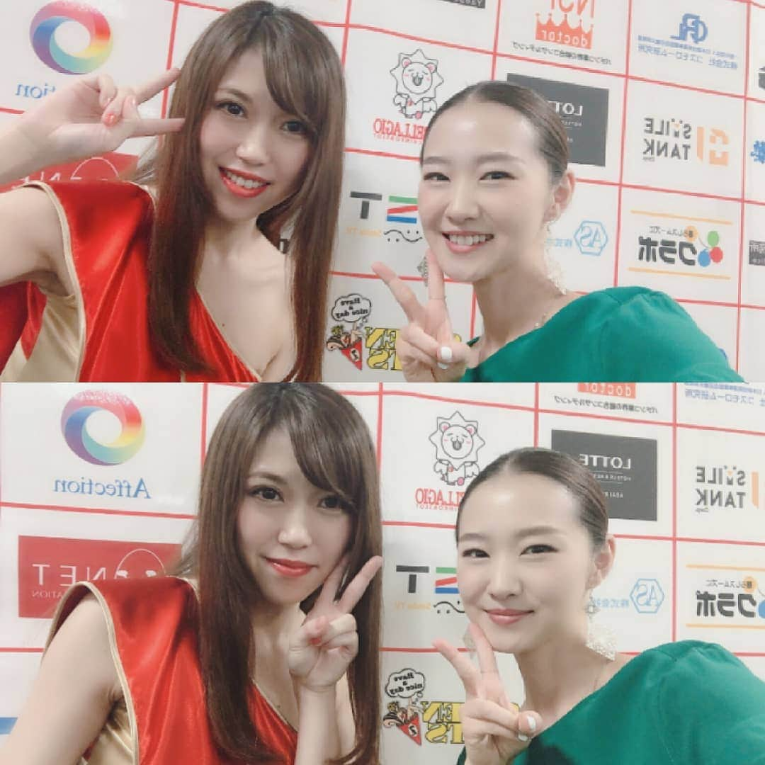 瀬戸マドカさんのインスタグラム写真 - (瀬戸マドカInstagram)「* 彩加さんと(´ε｀*)🍓今日記者会見の時📷明日はラウェイin japan 後楽園ホールでお待ちしています(＾＾)人(＾＾) · · · #ラウェイ #ミャンマー #後楽園ホール #格闘技 #瀬戸マドカ #ラウンドガール #歌手 #衣装 #ミャンマー #国技 #japanesegirl #asiangirls  #photographysouls #japan_of_insta #instapic #myanmar #水道橋 #photo_jpn #roundgirl #熱い戦い #記者会見 #感謝」5月16日 19時31分 - madokaseto