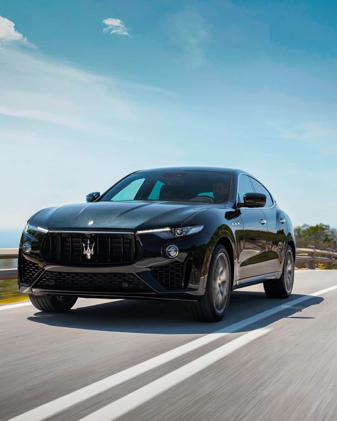 マセラティさんのインスタグラム写真 - (マセラティInstagram)「Unleash your potential and choose your ride accordingly. #MaseratiLevante #Maserati」5月16日 19時42分 - maserati